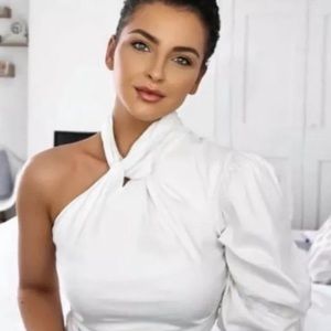 Zara one shoulder sleeve asymmetric top blogger